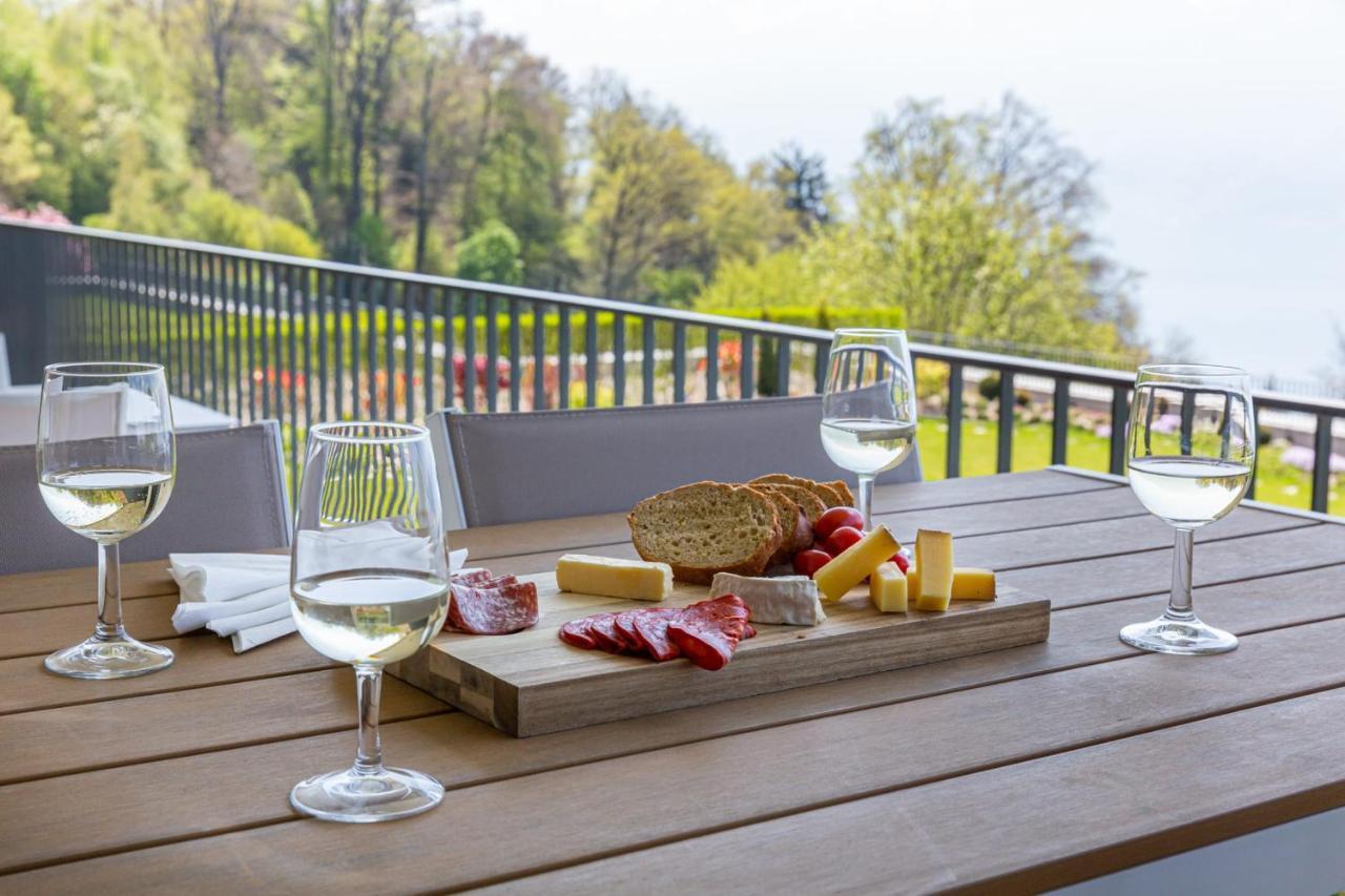 Les Terrasses De Lavaux 1 - Appartement De Luxe Avec Vue Panoramique Et Piscine Puidoux Exterior foto